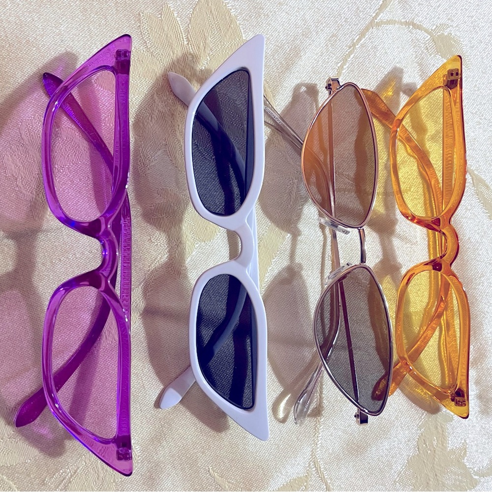 Sunglasses set of 4